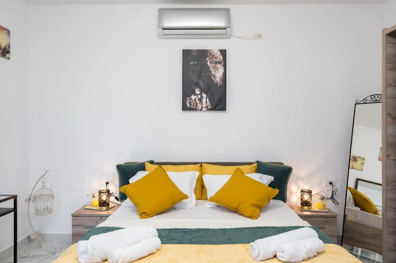 Monza Apartment-Ultracentral Bucharest Apartment